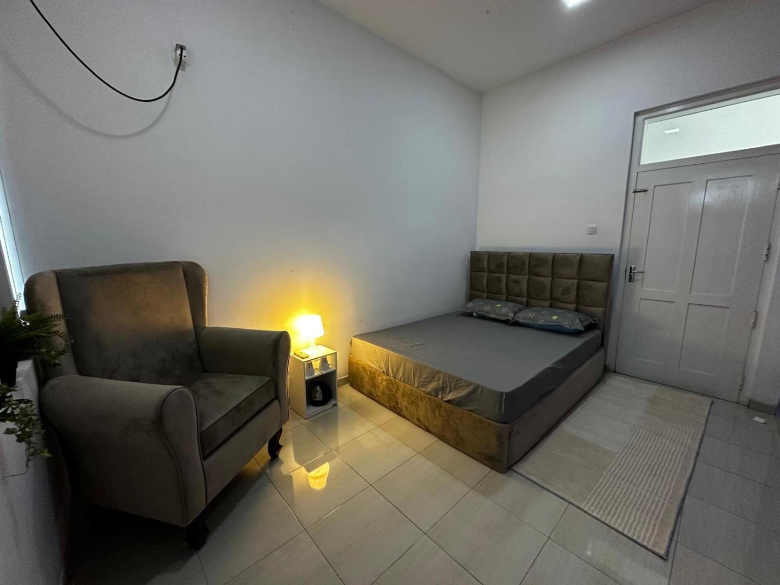 Spacious Eco Guest House Colombo ศรีชยวรรธนปุระโกฏเฏ ภายนอก รูปภาพ